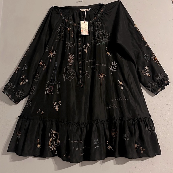 100% SILK Johnny Was  mini dress   Dry Clean Only NWT - Picture 1 of 10